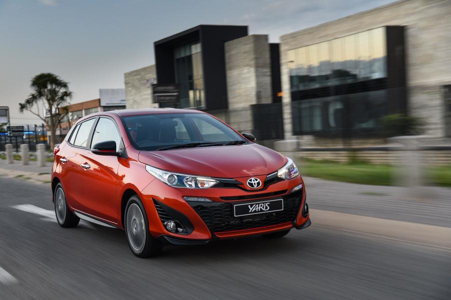  Toyota Yaris S 2018 года  (ZA) (фото 27 из 39)